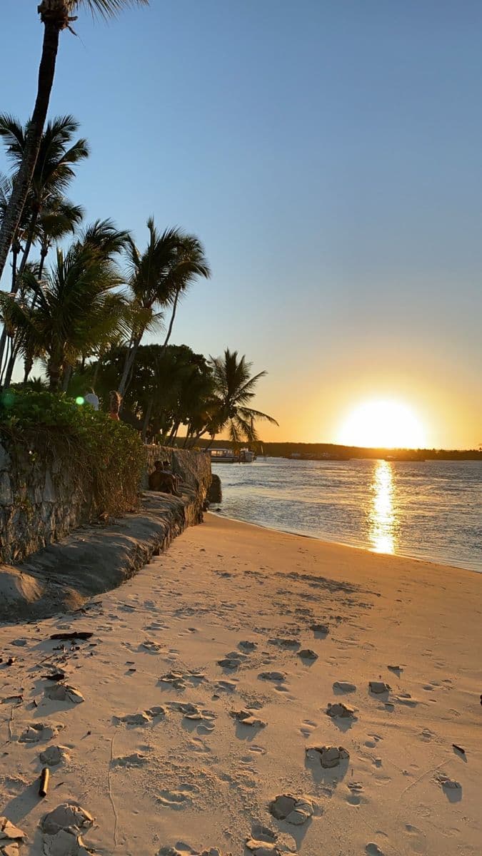 Falésias da Praia de Taípe, ao sul de Arraial d'Ajuda